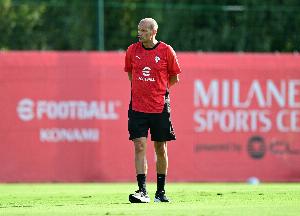 bifa必发APP下载-阿莱格里：亚沙里的表现让我惊讶，米兰和我正在评估佳夫的去留